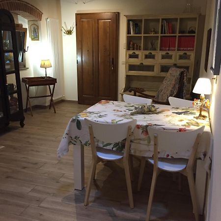 Andante Appartamenti Castelnuovo di Val di Cecina Kültér fotó