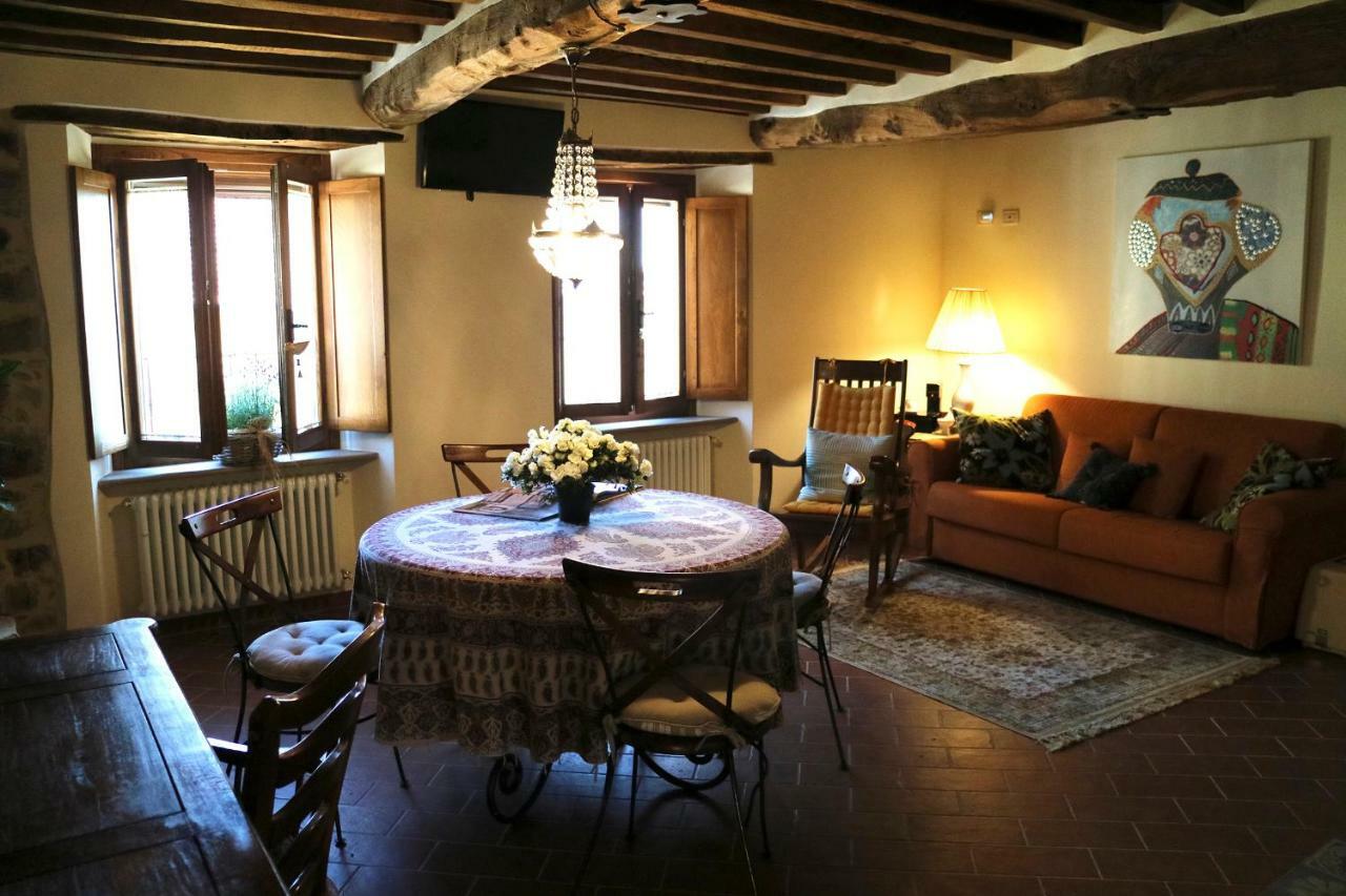Andante Appartamenti Castelnuovo di Val di Cecina Kültér fotó