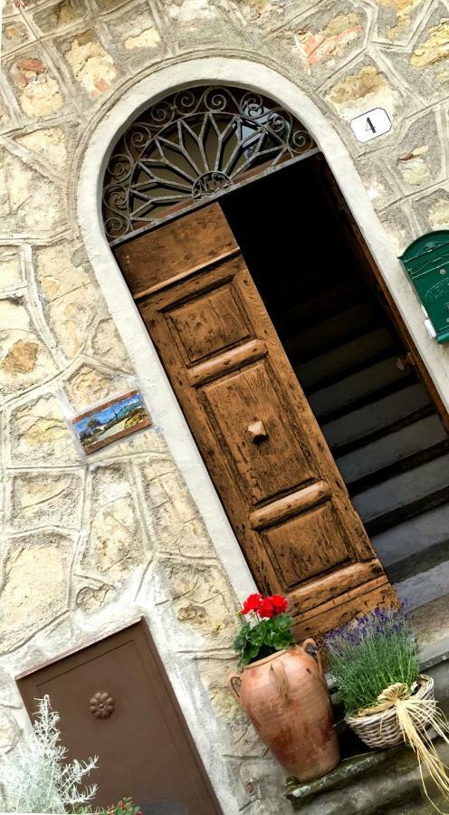 Andante Appartamenti Castelnuovo di Val di Cecina Kültér fotó