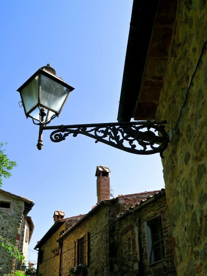 Andante Appartamenti Castelnuovo di Val di Cecina Kültér fotó